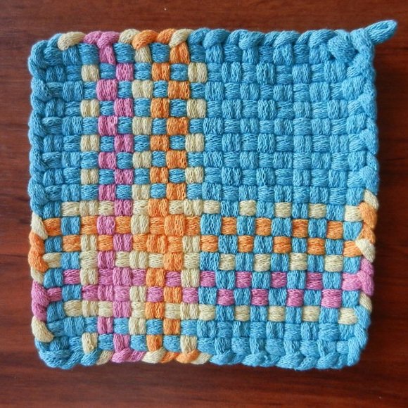 Set of 2 Handmade Artisan Cotton Woven Loomed Easter Potholders Hot Pads Trivets - Picture 3 of 7